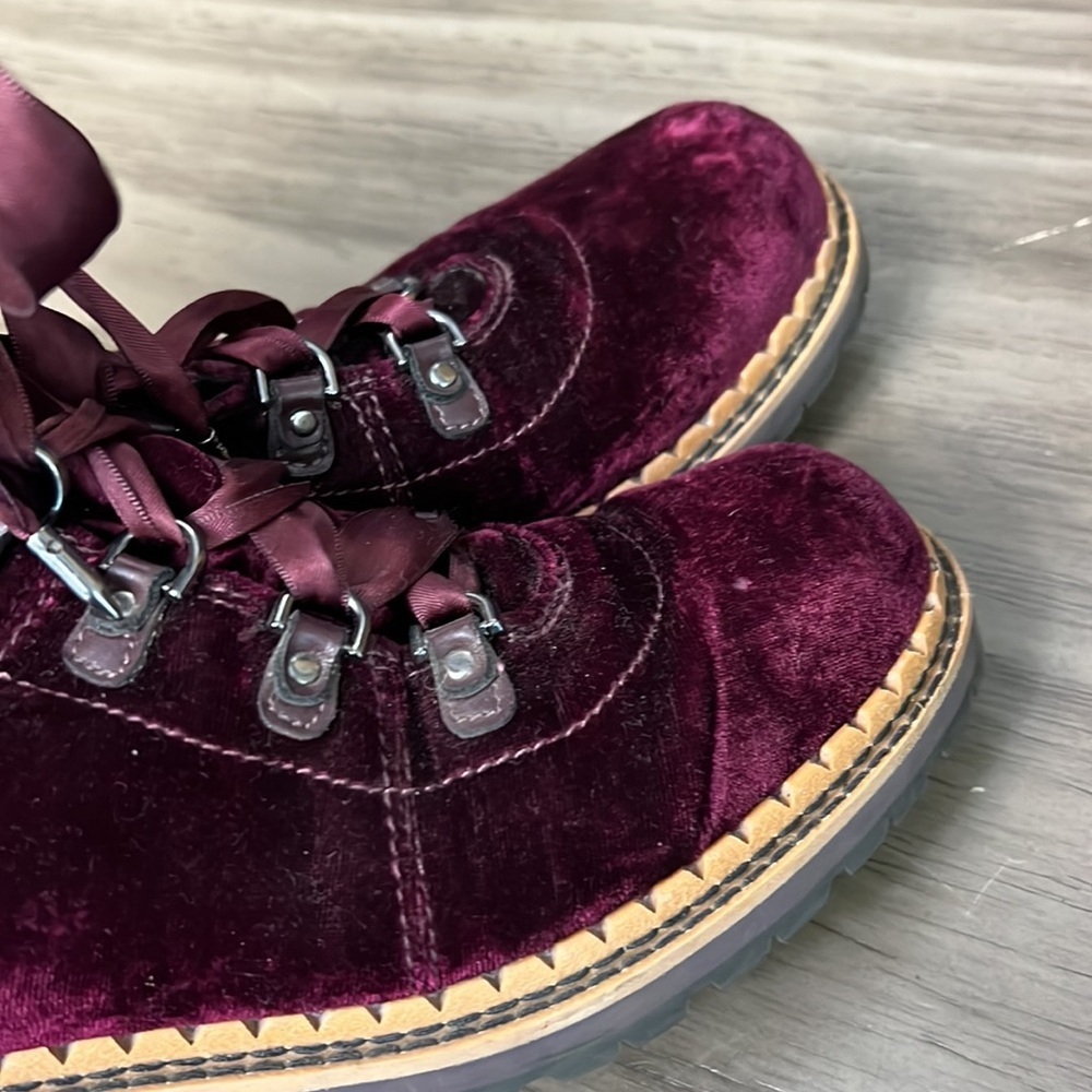 SAM EDELMAN PURPLE VELVET LACE UP BOOTS SIZE 6 - Picture 8 of 16